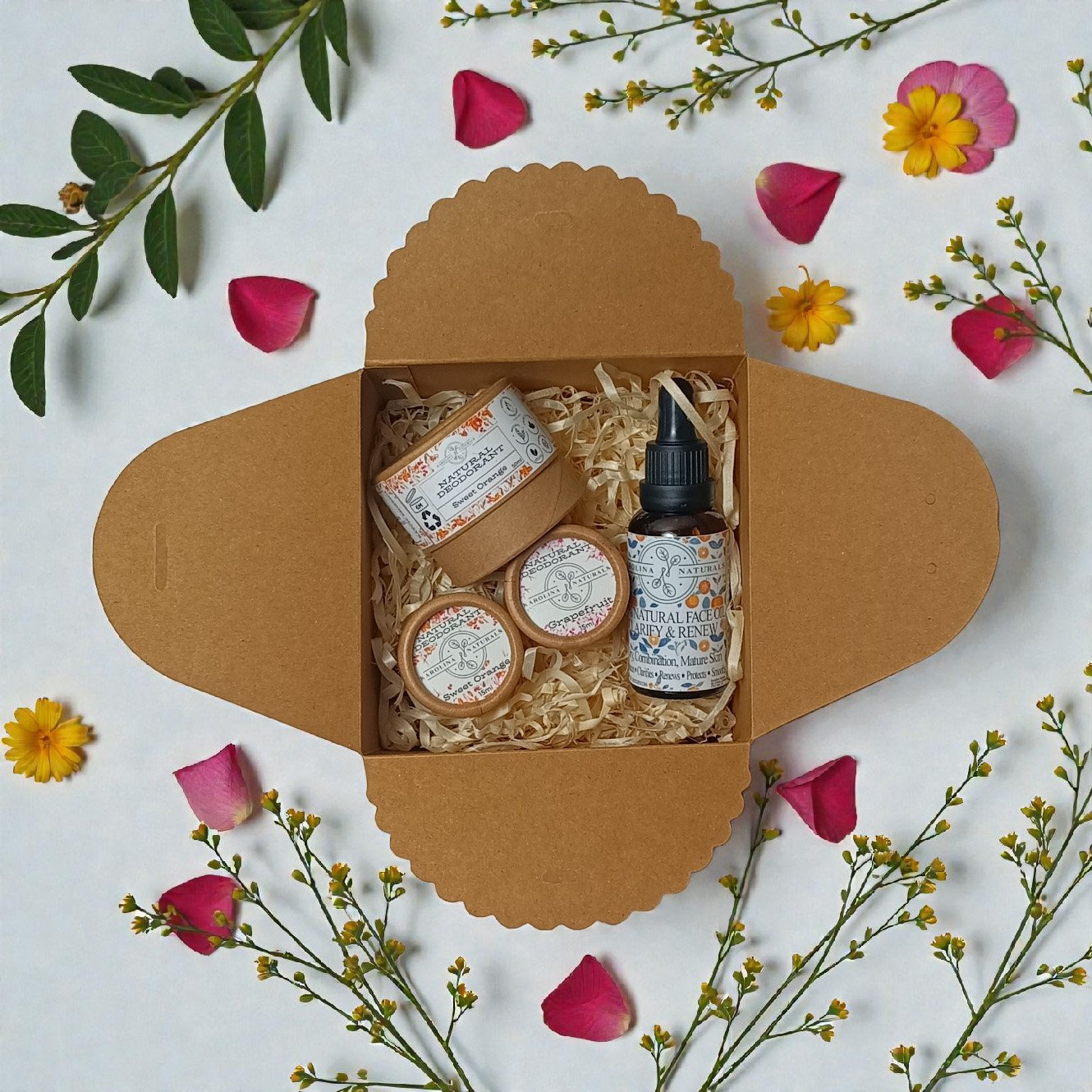 Fruity Gift Set For Her – Thoughtful & Eco-Friendly 1 Fruity skincare gift set for her with fruity natural deodorants and mandarin face oil in compostable packaging, zero waste, eco friendly, perfect for gifting Valentines, mother's day, birthday
